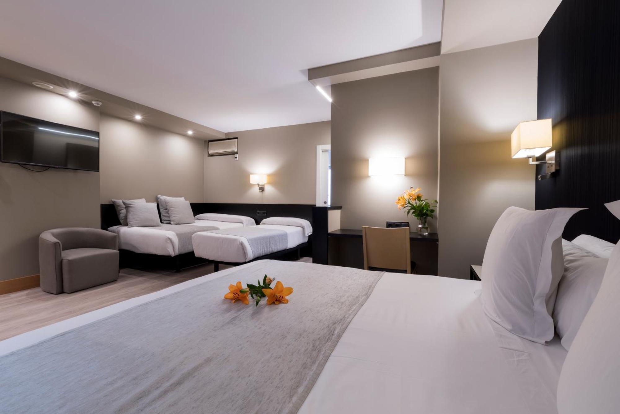 Hotel Plaza A Coruna Luaran gambar