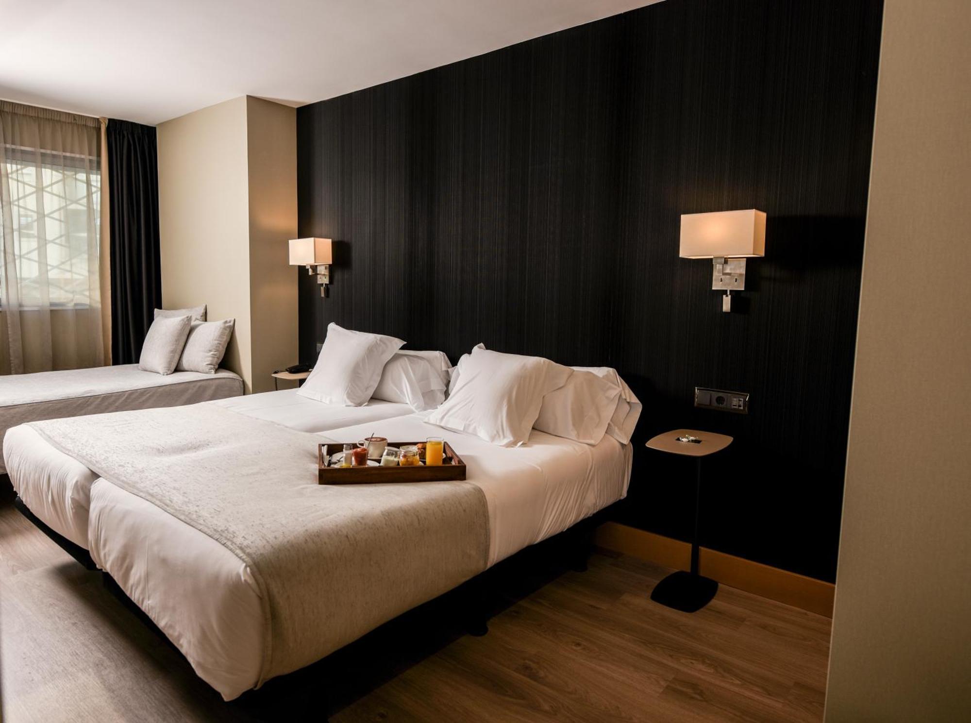Hotel Plaza A Coruna Luaran gambar