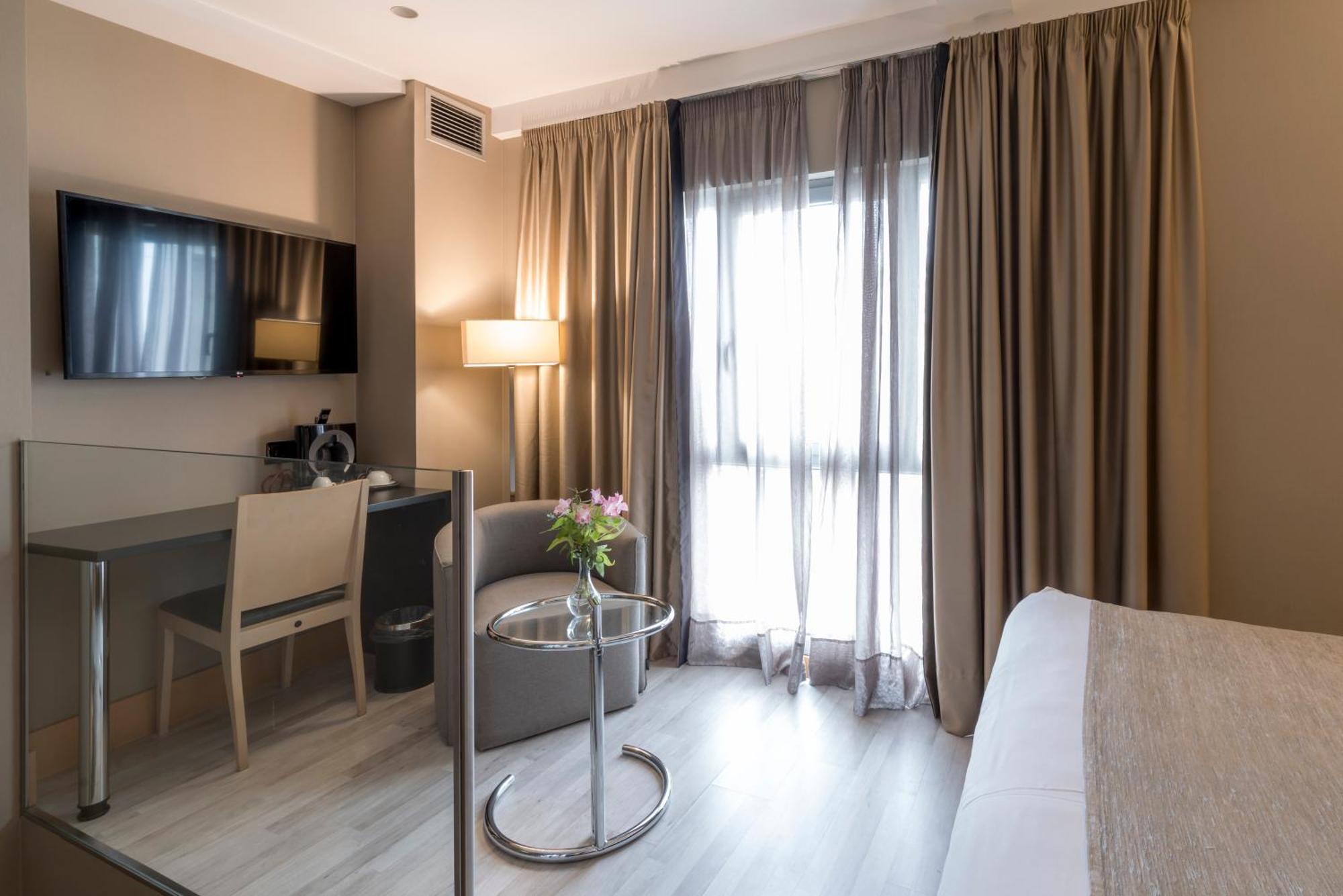 Hotel Plaza A Coruna Luaran gambar